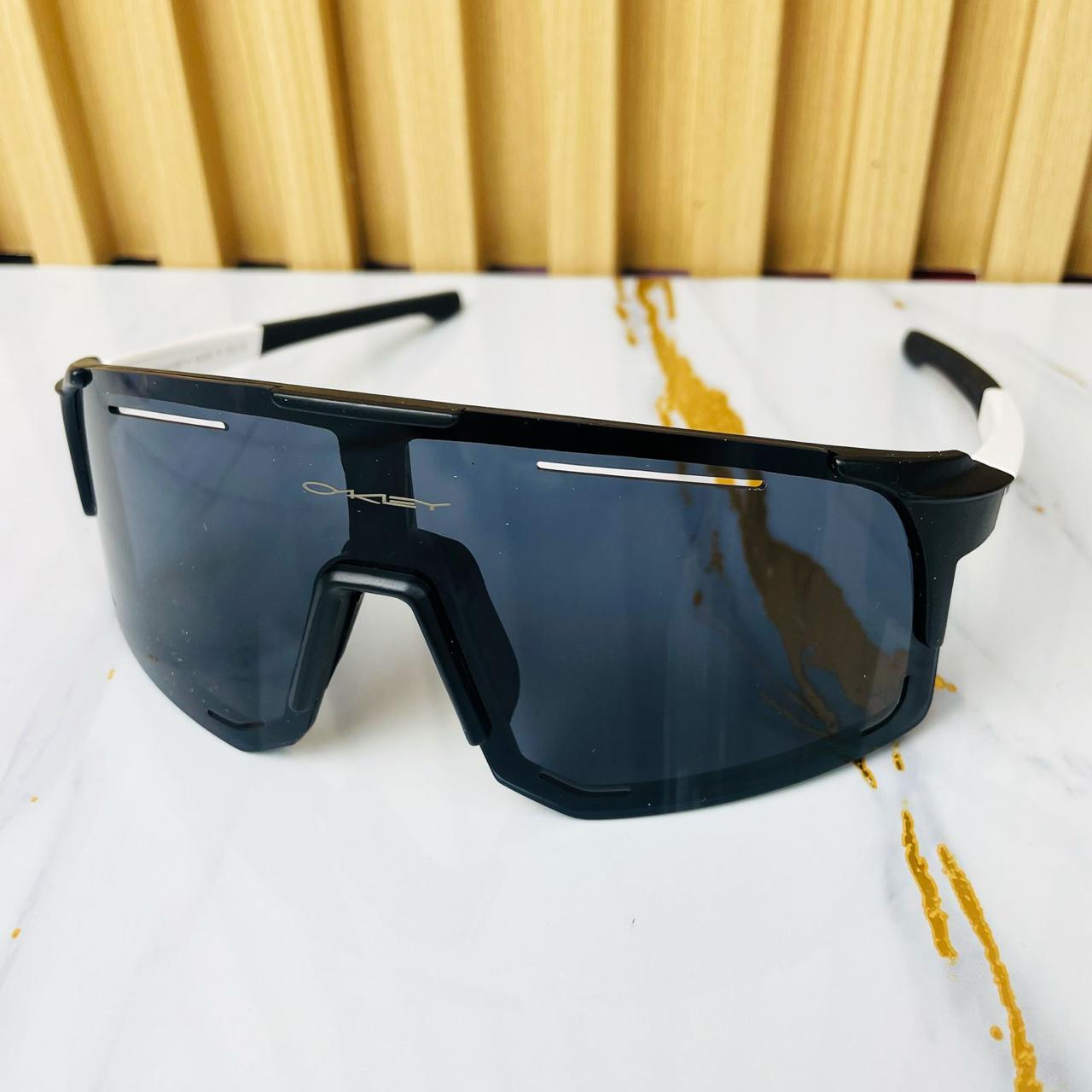 GAFAS DEPORTIVAS PARA TODOS LOS ESTILOS😎 COLORES DISPONIBLES +200 REFERENCIAS