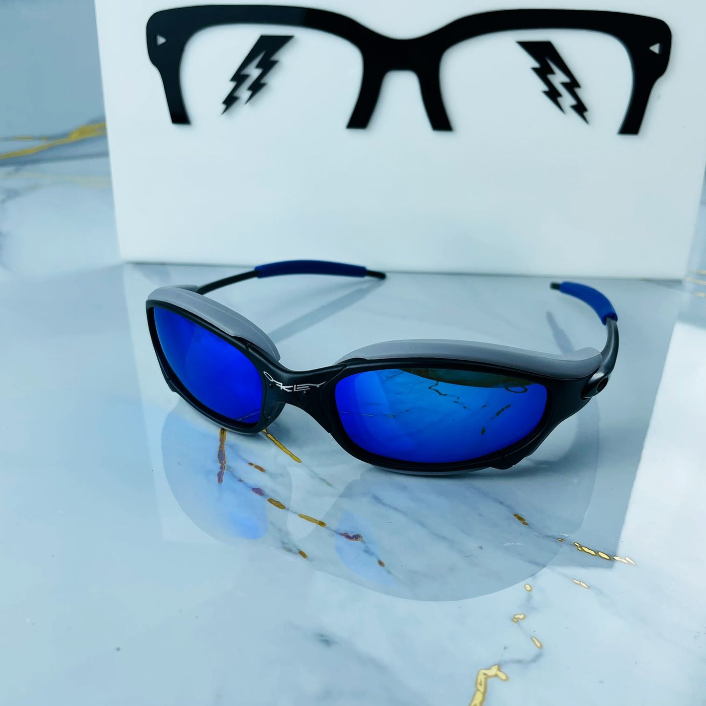GAFAS BRASILEÑAS OKLEY CON GOMAS Y METALICAS